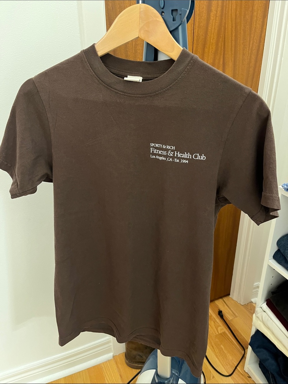 Sporty & Rich Brown Fitness & Health Club Short Sleeve Tee